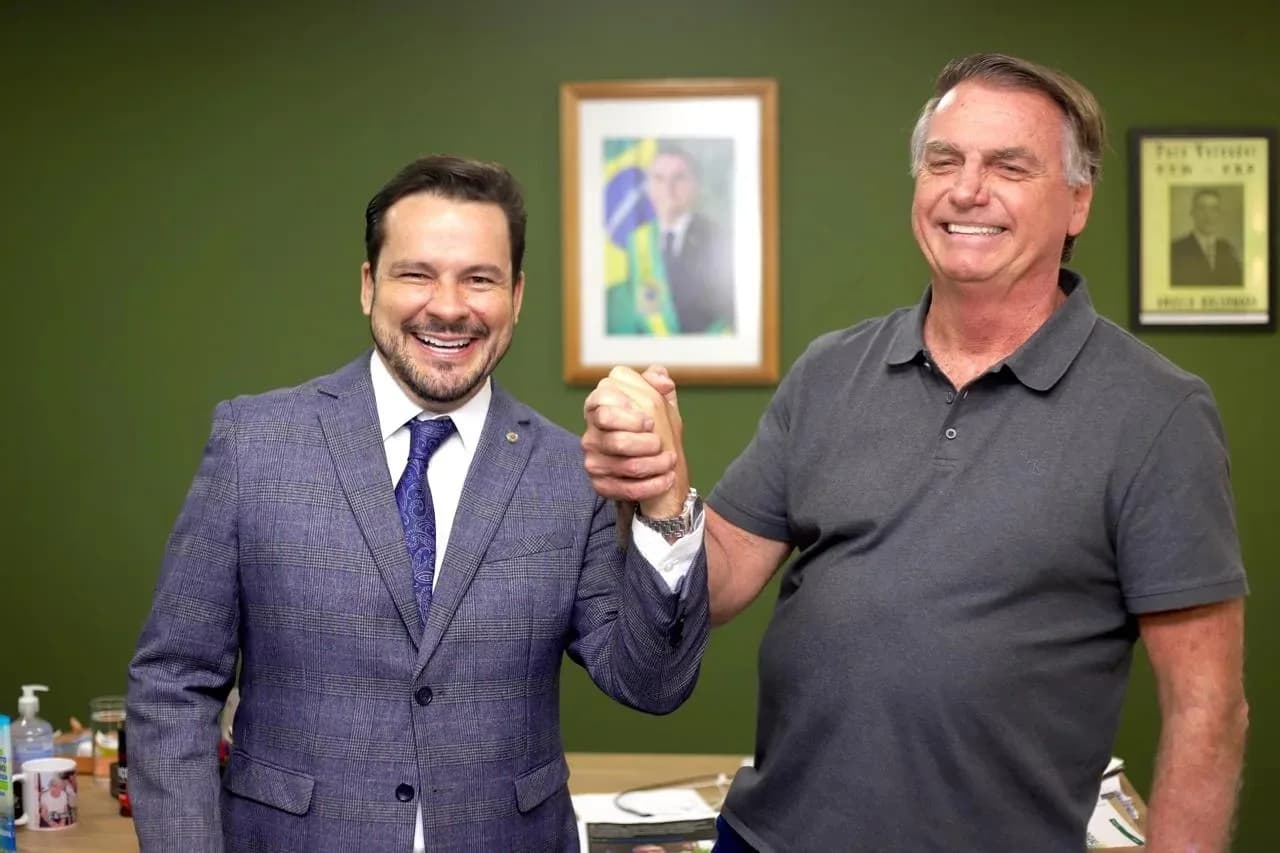 Com Alberto Neto liderando para o Senado, Manaus indica que deve seguir à direita em 2026, mas deve estar atenta aos oportunistas