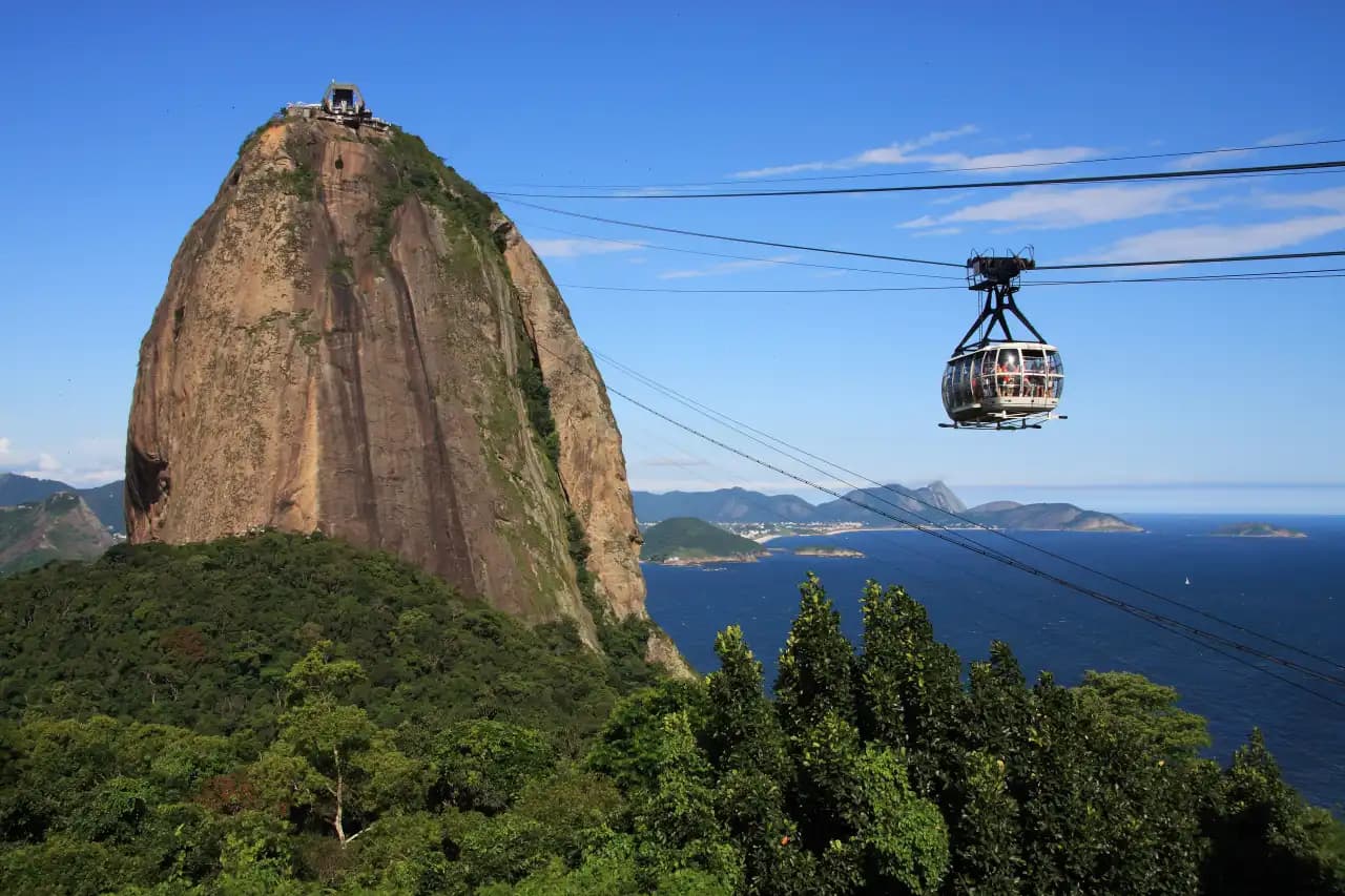 Turismo brasileiro atinge marca histórica com mais de 3,7 milhões de visitantes internacionais em 2025