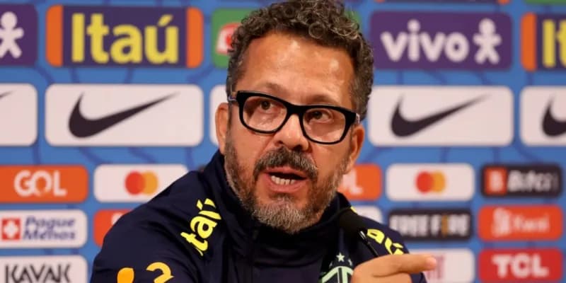 Cléber Xavier é o novo técnico do Santos na temporada