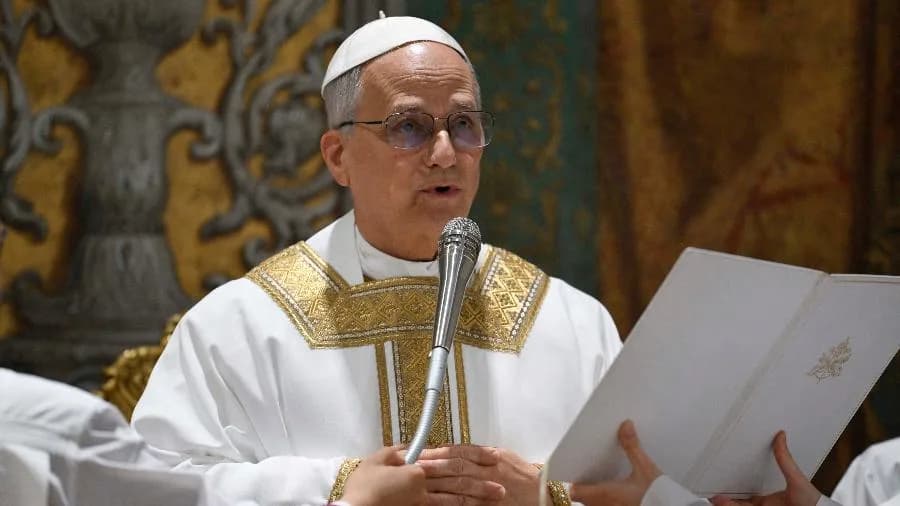 Papa Leão XIV critica ‘lógica da exclusão’ na missa de Pentecostes