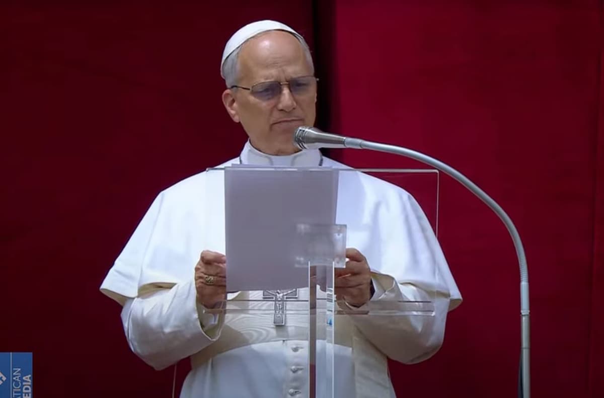 Papa Leão XIV diz que “união entre mulher e homem é alicerce da família” e divide opiniões