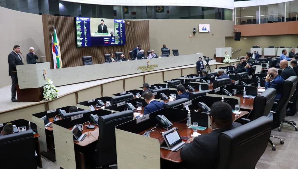No Dia Mundial do Trânsito, vereadores alertam para segurança de corredores de rua de Manaus