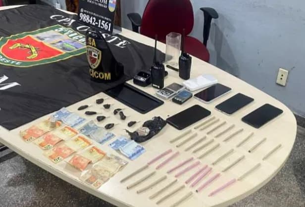 Durante entrega de intimação, polícia flagra dois homens com 30 cigarros de maconha em Manaus