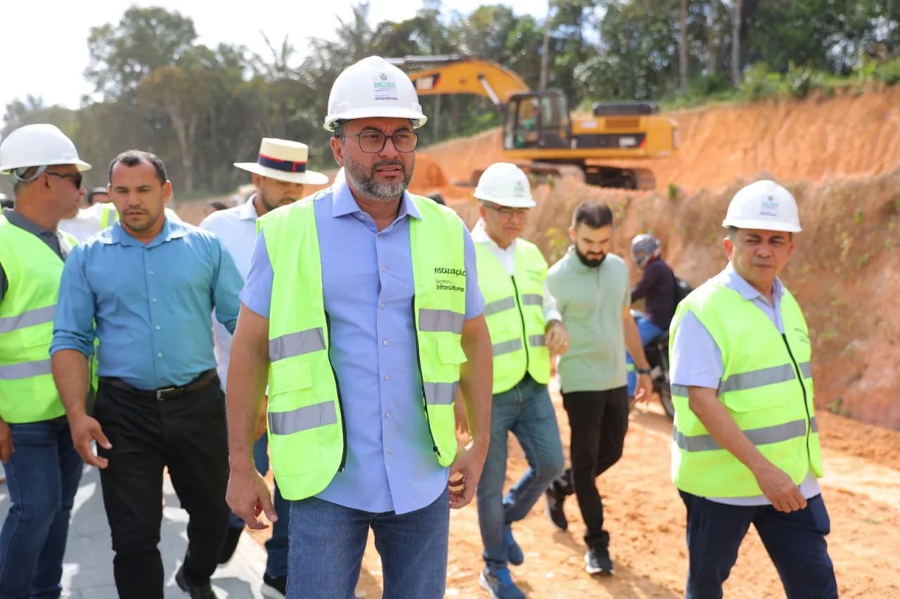 Governador Wilson Lima vistoria obras de modernização da AM-010