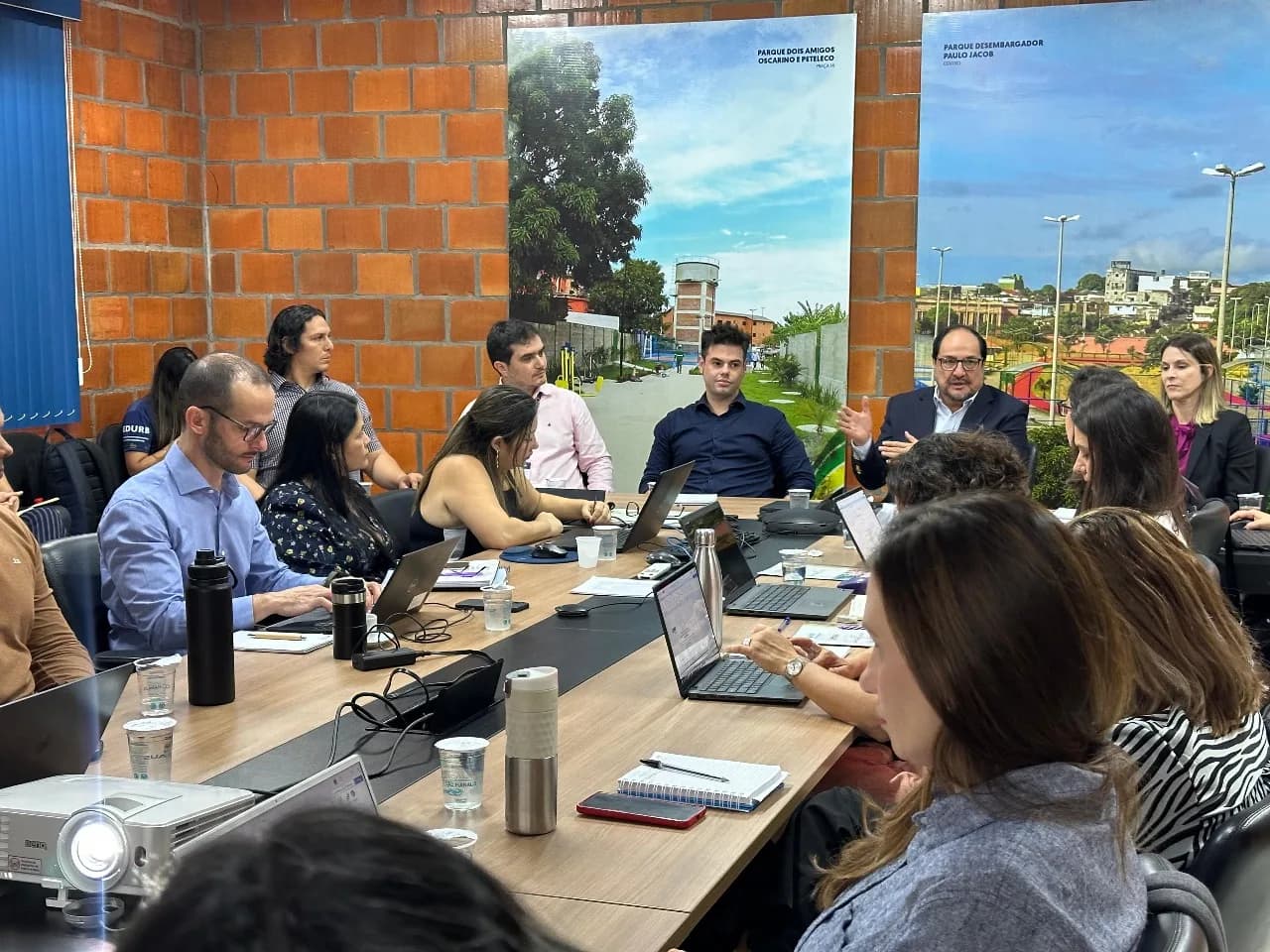 Governo do Amazonas e BID alinham próximos passos do Prosai Parintins