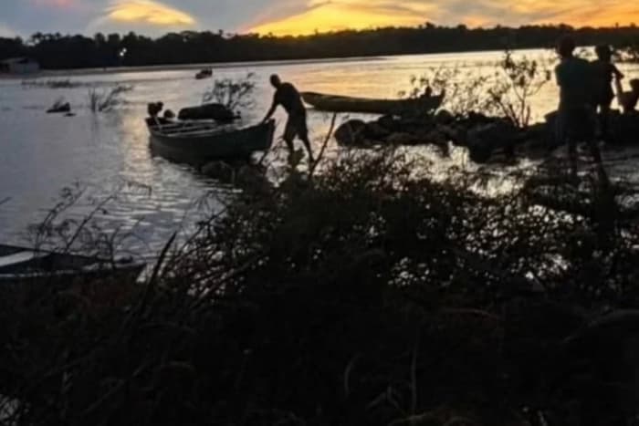 No Maranhão, 5 pessoas da mesma família morrem após naufrágio de embarcação em rio