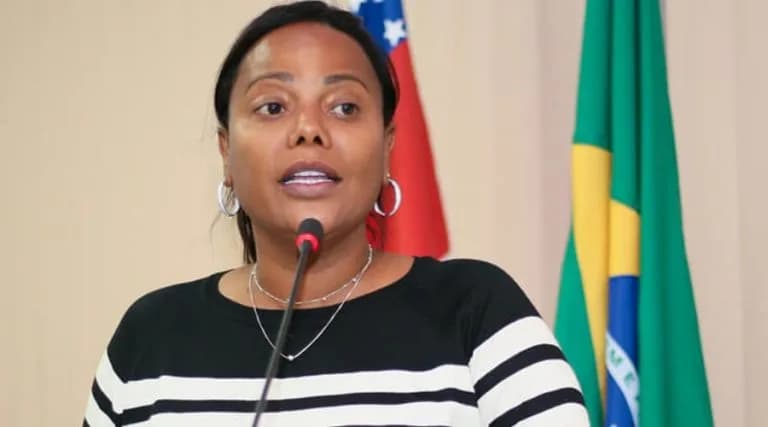 Três pessoas são indiciadas por racismo contra vereadora de Maués