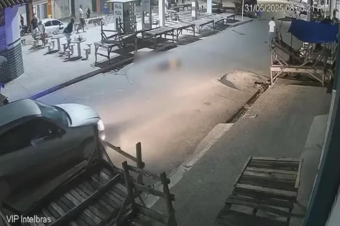 IMAGENS FORTES: Homem é morto com tiro na cabeça por causa de som alto em praça