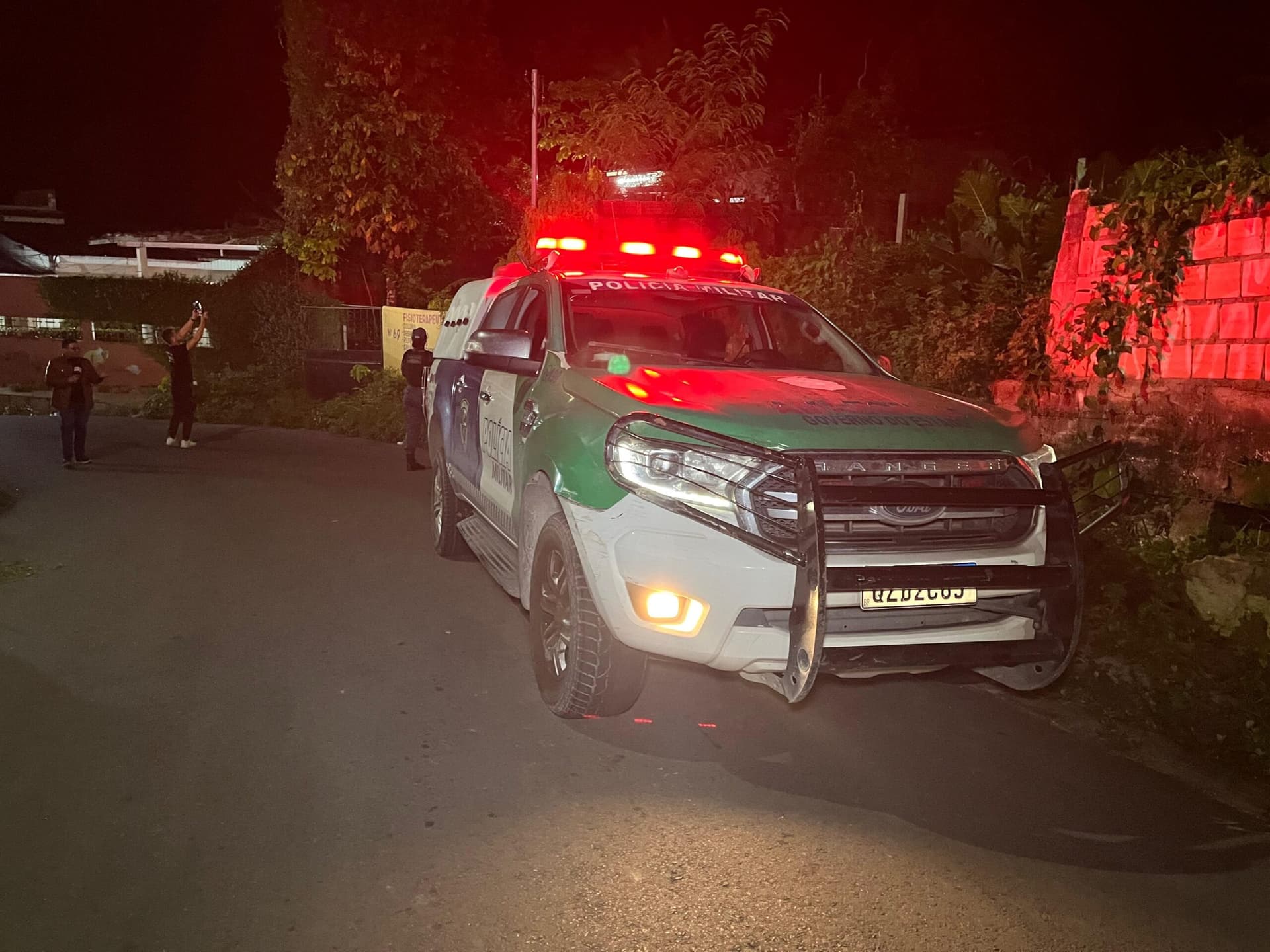 IMAGEM FORTE: Idoso de 75 anos é morto com golpe no pescoço após ter casa invadida na Cidade Nova, em Manaus