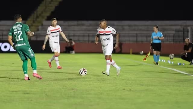 Botafogo-SP vence Chapecoense na Série B do Brasileiro