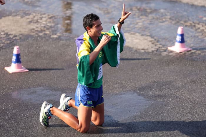 Caio Bonfim conquista medalha de prata no Grande Prêmio Internacional de Madri