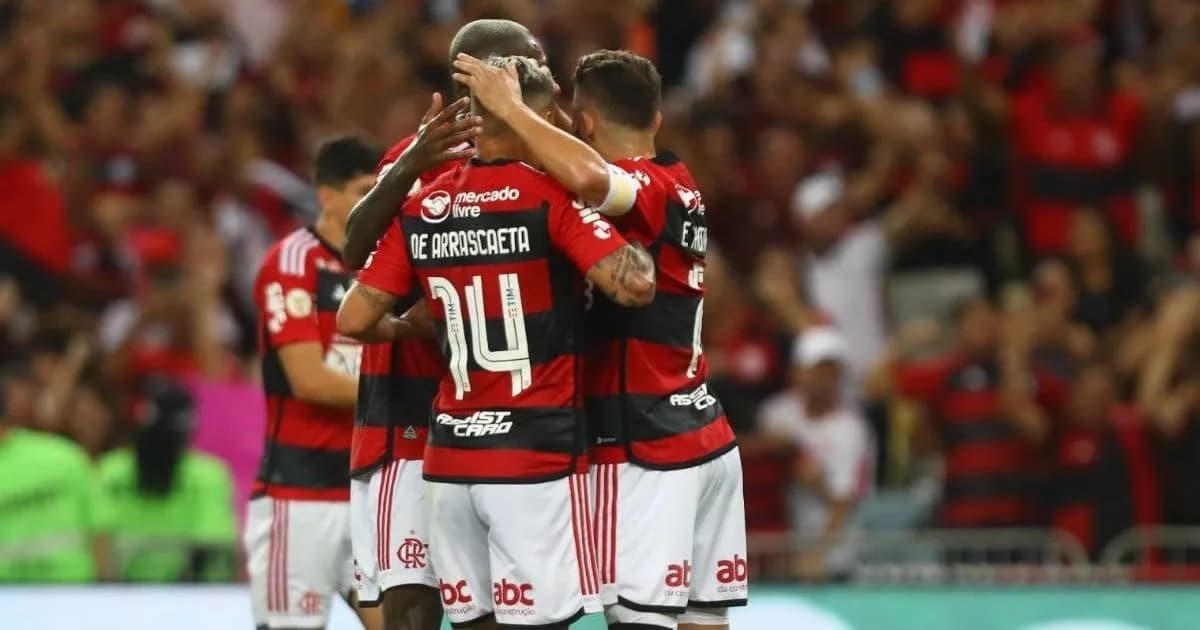 Flamengo goleia o Fortaleza por 5 x 0 e reassume a liderança do Brasileirão