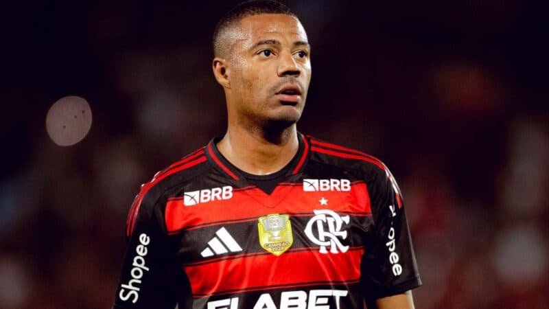 Médico do Flamengo afirma que De la Cruz possui uma lesão “irreparável”