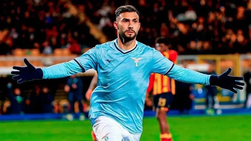 Flamengo manifesta interesse por Taty Castellanos, da Lazio