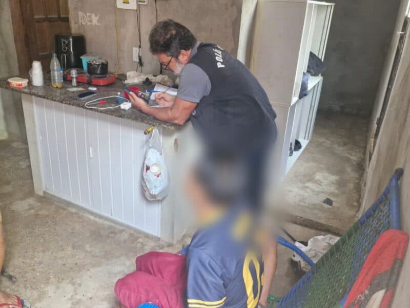 Pai é preso suspeito de estuprar filha desde 6 anos em Manaus; vídeo