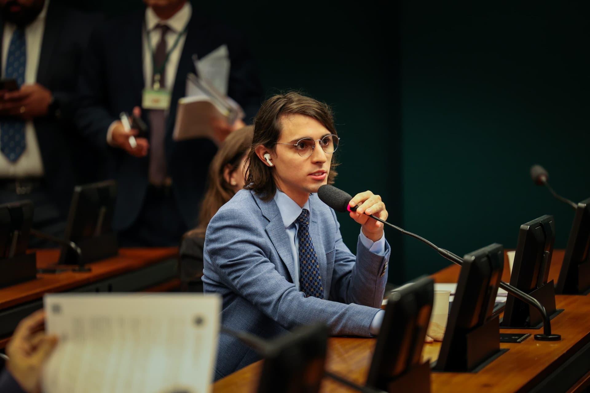 Amom Mandel rejeita PL da Devastação e alerta para desmatamento autodeclarado na Amazônia