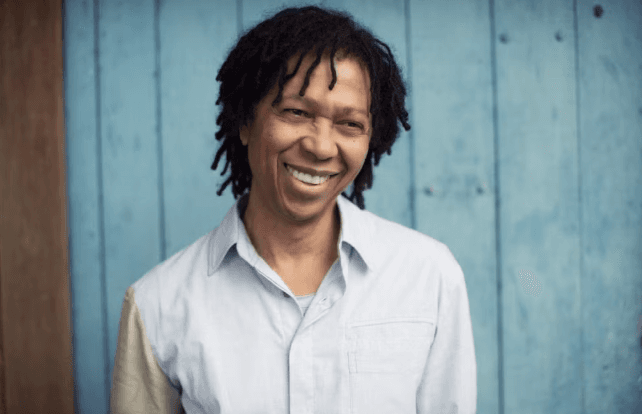 Djavan anuncia novo álbum e turnê comemorativa pelos 50 anos de carreira