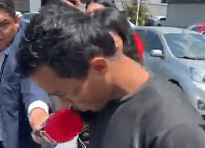 Vizinho é preso suspeito de matar mulher a facadas dentro de casa, em Manaus