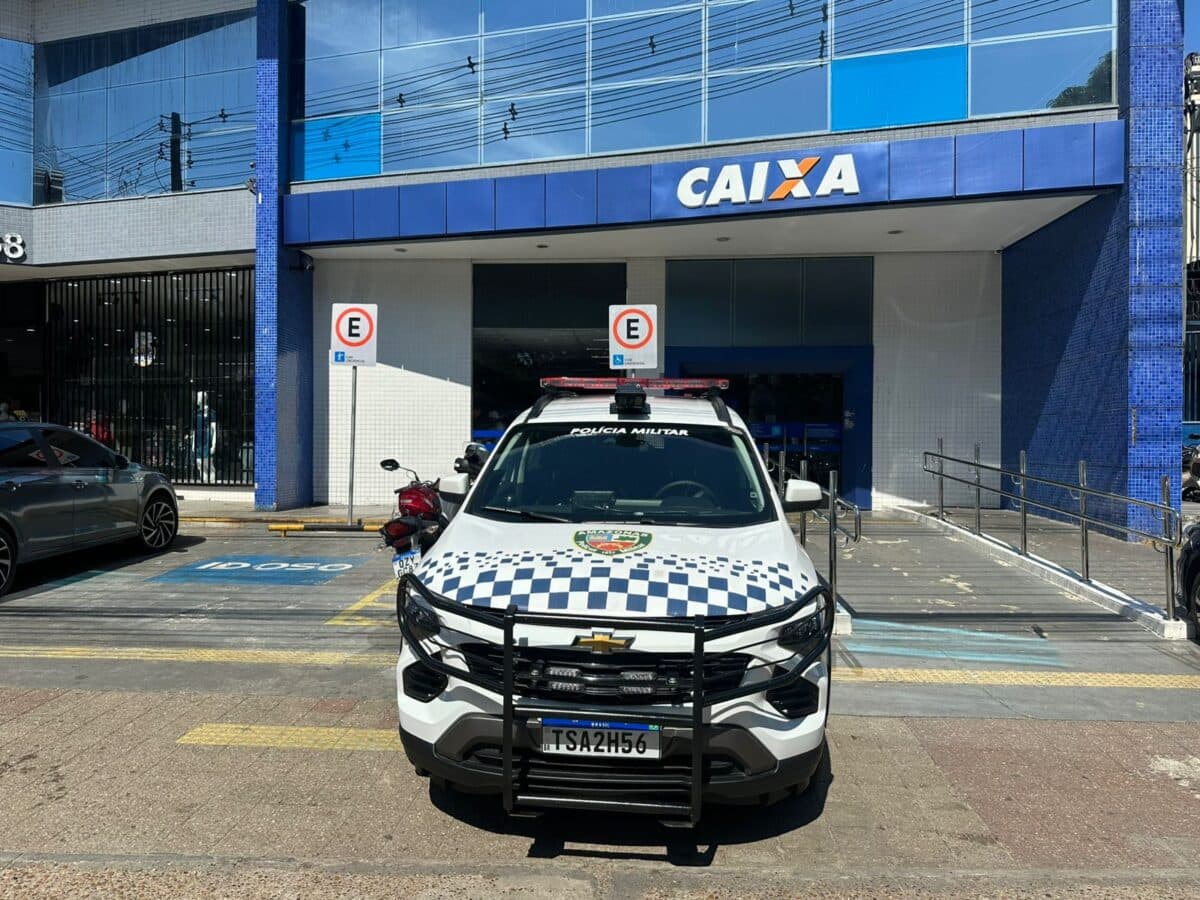 Casal é preso ao tentar roubar benefício social de idosa em agência bancária de Manaus
