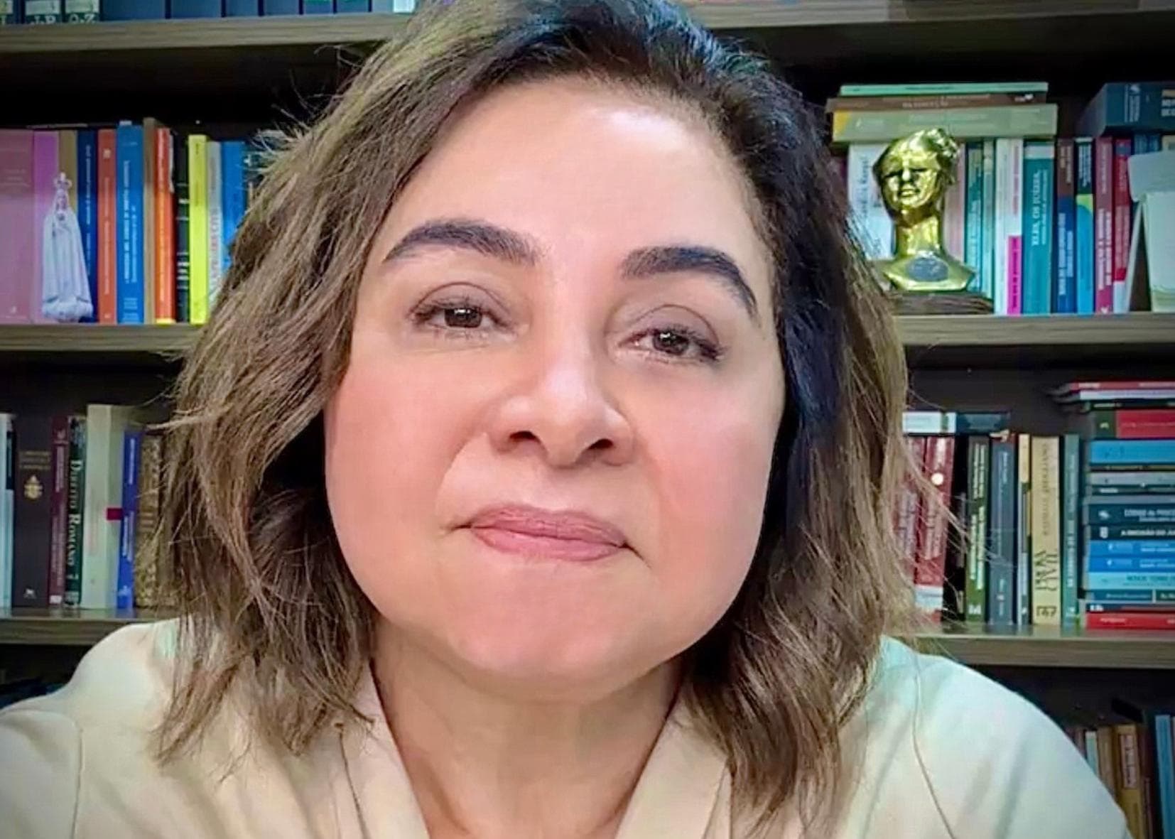 Maria do Carmo: “Sou a pedra no sapato da velha política”