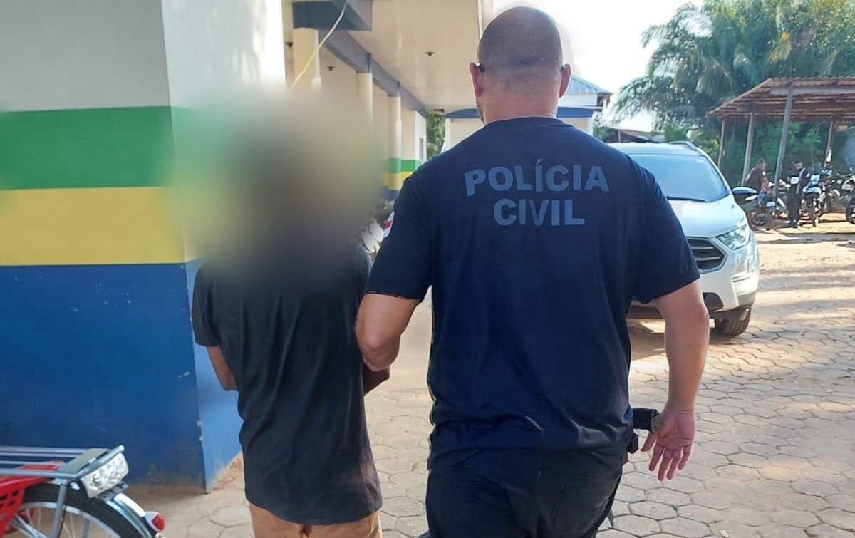 Homem é preso suspeito de estuprar adolescentes em troca de passeio de moto, em Lábrea