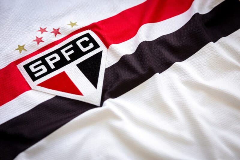 Fifa aplica sanção ao São Paulo com proibição de transferências