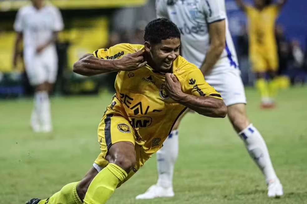 Cocote sai do Amazonas FC para jogar no Concórdia-SC