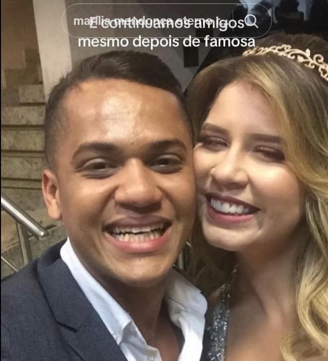 Homem mostra fotos de suposto namoro com Marília Mendonça na adolescência e viraliza na web