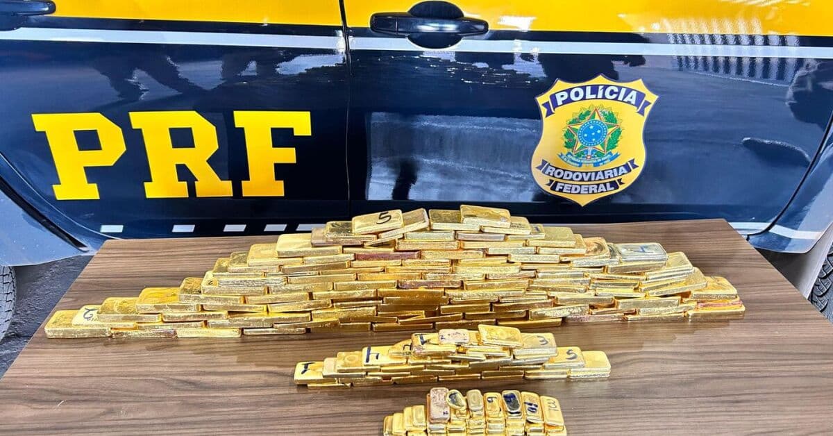 VÍDEO: PRF apreende 100 kg de ouro, avaliados em R$ 60 milhões, dentro de carro