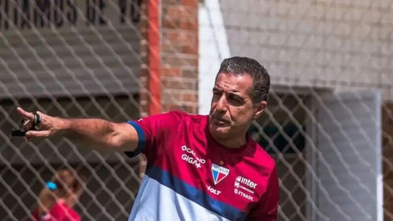 Renato Paiva reencontra o Botafogo em partida do Brasileirão