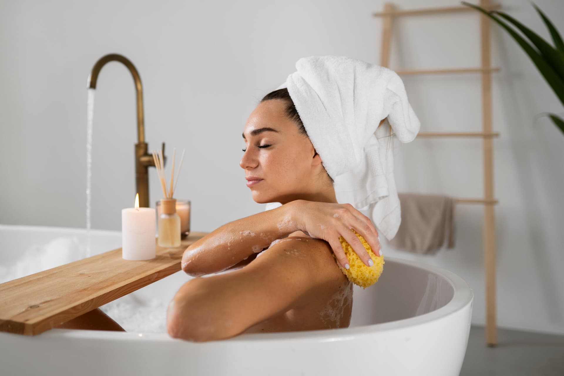 Você está tomando banho da forma certa? Veja o que diz dermatologista