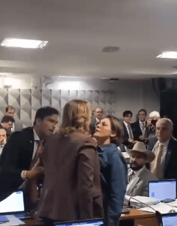 CPMI do INSS tem bate boca entre deputada e senadora