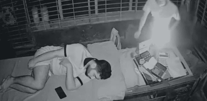 Funcionário é morto a marteladas e golpes de faca em Bangladesh