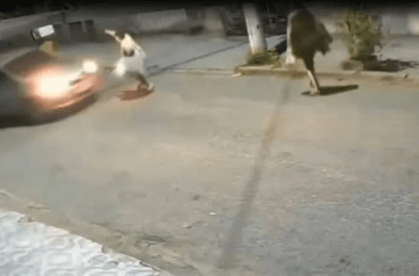 Motorista reage a assalto e atropela criminoso disfarçado de catador no RJ