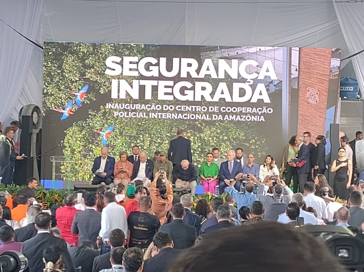 Em Manaus, Lula inaugura centro internacional de policiamento da Amazônia