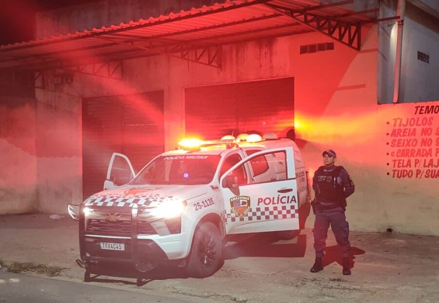 Padrasto é espancado por moradores após jogar água quente em enteada de 6 anos em Manaus