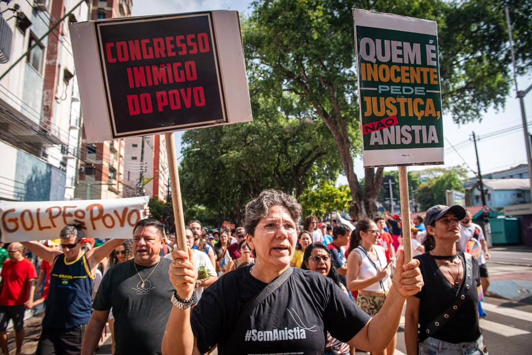 Protestos contra PEC da Blindagem e anistia dividem opiniões de vereadores em Manaus