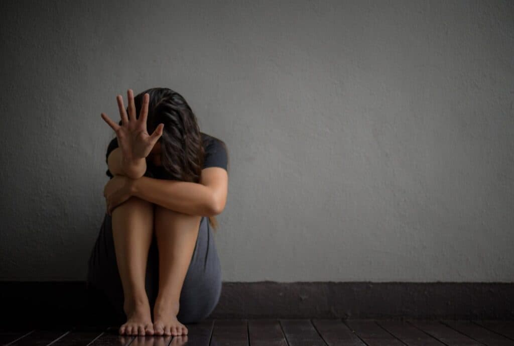 Violência doméstica: Câmara aprova regras mais duras para crimes patrimoniais contra mulheres