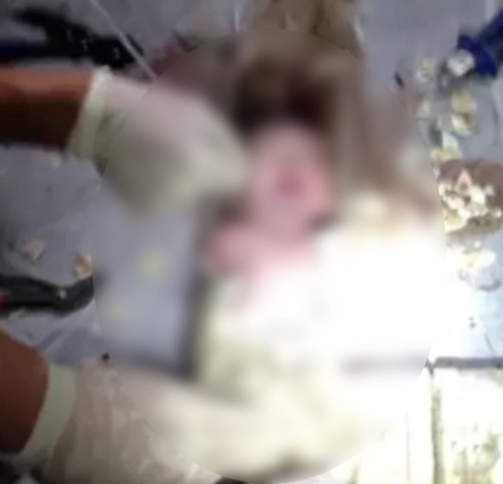 Bebê de 5 meses morre sufocado após tia dormir sobre ele em Manaus