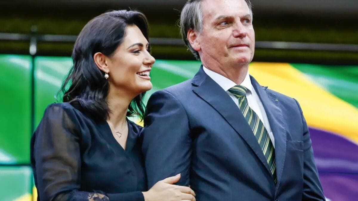 Michelle volta a defender candidatura de Bolsonaro: “Eu quero ser primeira-dama”