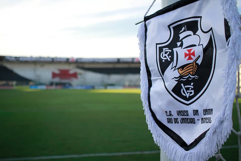 Sob pressão, Vasco enfrenta o Bahia em São Januário