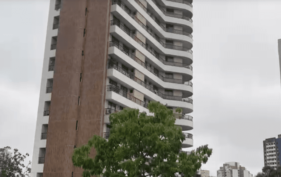 Manaus amanhece sob chuva após dias de calor; vídeo