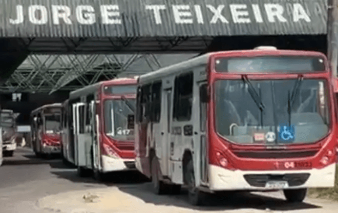 Ônibus circulam normalmente após ameaça de greve em Manaus