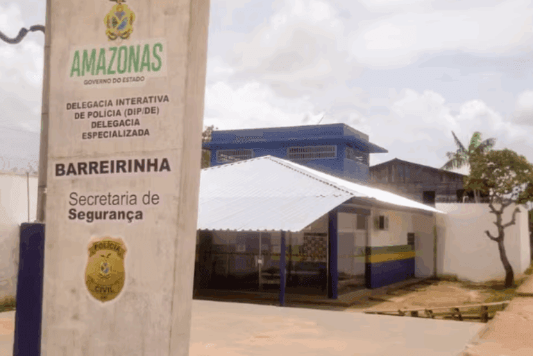 Adolescente apreendido por matar e esquartejar irmãos é transferido para internação em Parintins