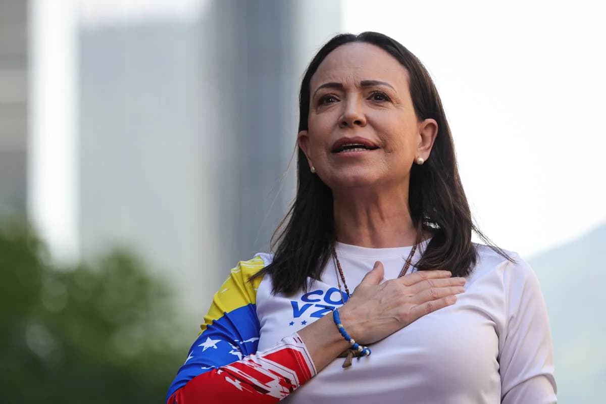 Venezuelana María Corina Machado, opositora de Maduro, vence o Prêmio Nobel da Paz 2025