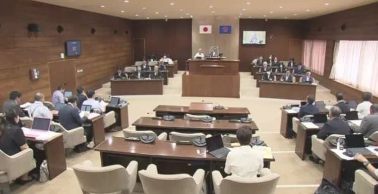 Cidade japonesa limita uso de celulares a duas horas por dia