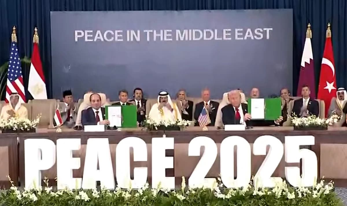 Sem presença de Netanyahu, Trump assina cessar-fogo em Gaza: “Fim de uma era de terror”
