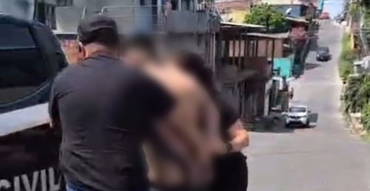 Homem é preso por ameaçar ex por Pix e perseguí-la em Manaus