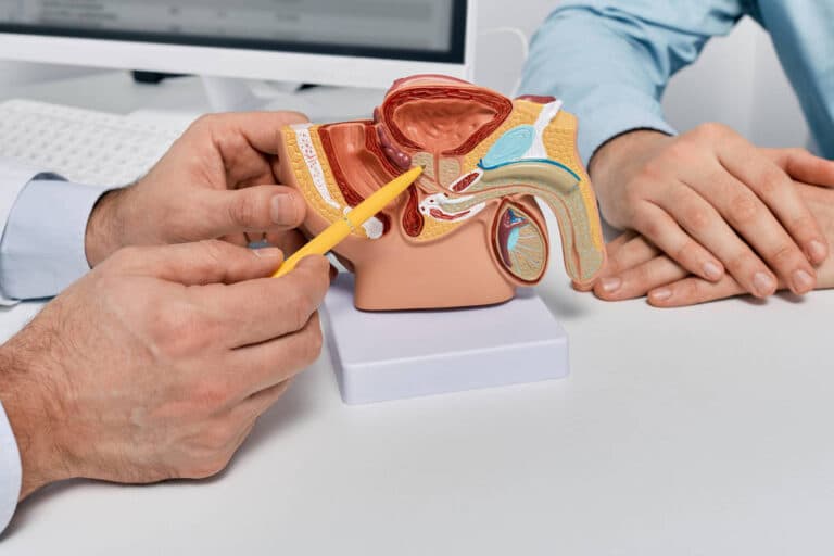 Câncer de próstata: Doença mata 48 homens por dia no Brasil, apesar das altas chances de cura