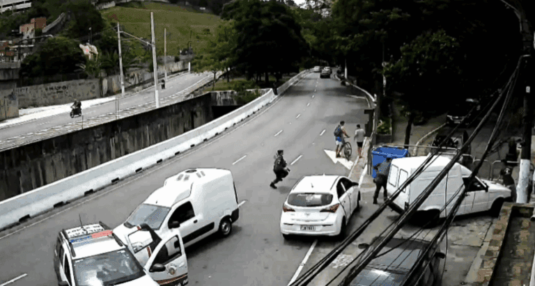 VÍDEO: Suspeito morre após apontar arma contra policiais em São Paulo